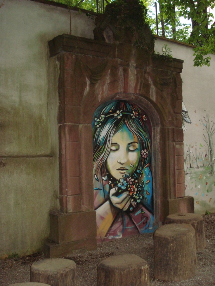 Graffiti auf einem Spielplatz, Freiburg