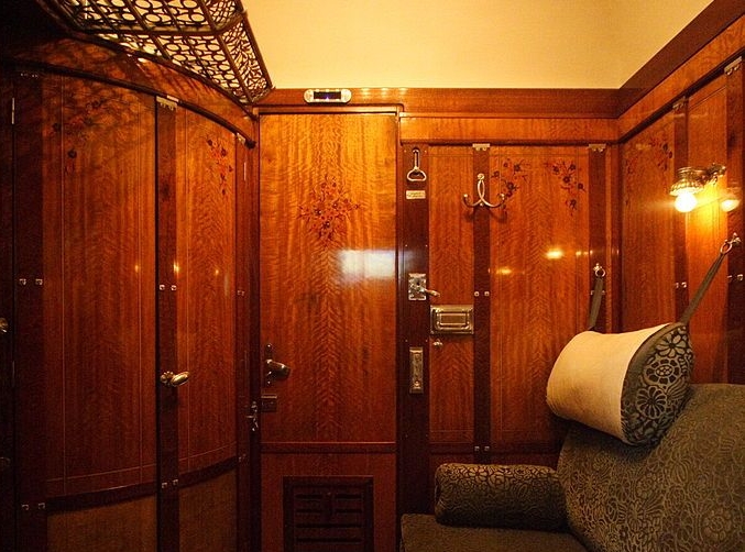 By ignis (Own work) [GFDL (http://www.gnu.org/copyleft/fdl.html), CC-BY-SA-3.0 (http://creativecommons.org/licenses/by-sa/3.0/) or CC BY-SA 2.5-2.0-1.0 (http://creativecommons.org/licenses/by-sa/2.5-2.0-1.0)], via Wikimedia Commons