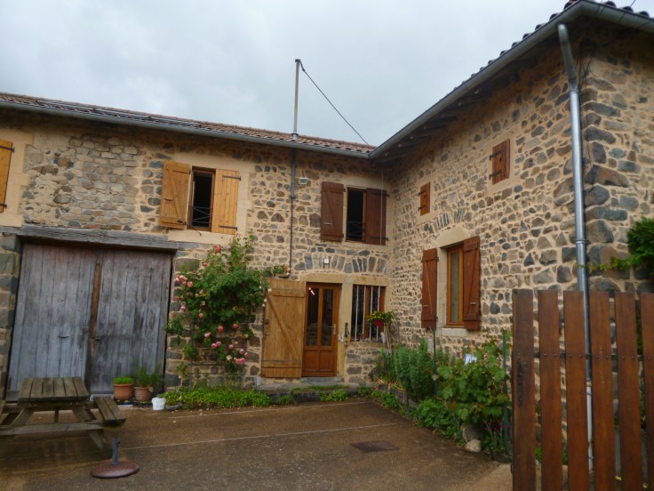 Unterkunft bei Echarmeaux (Foto: schrittWeise)