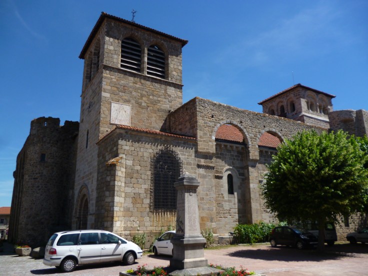 Kirche von Champdieu (Fotorechte: schrittWeise)