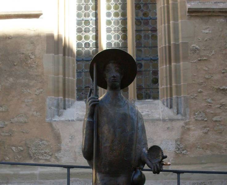 Skulptur eines Pilgers in Rothenburg (Fotorechte: Dario schrittWeise)
