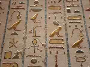 Hieroglyphen bei Ramses IV