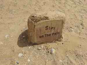 Bleib auf dem Pfad
