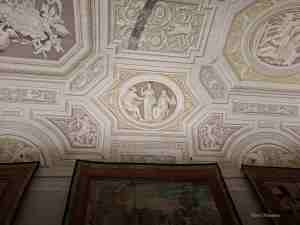 Ein Detail an der Decke
